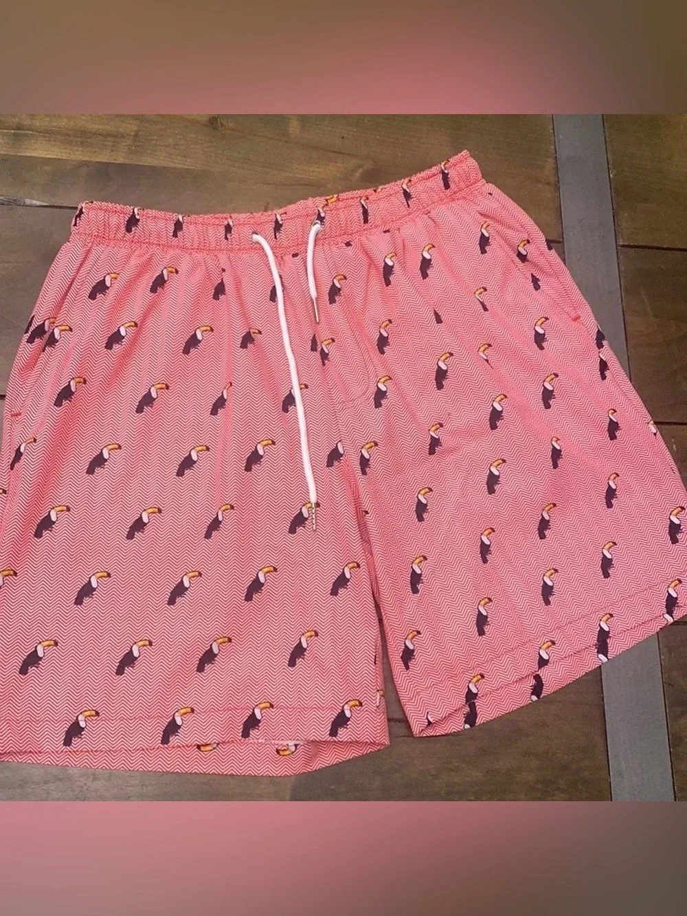 MOSMANN AUSTRALIA MENS SWIM SHORTS - TOUCAN SIZE MEDIUM